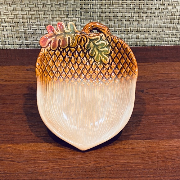 Other - 🌟HP🌟NWOT Ceramic Acorn Candy Dish